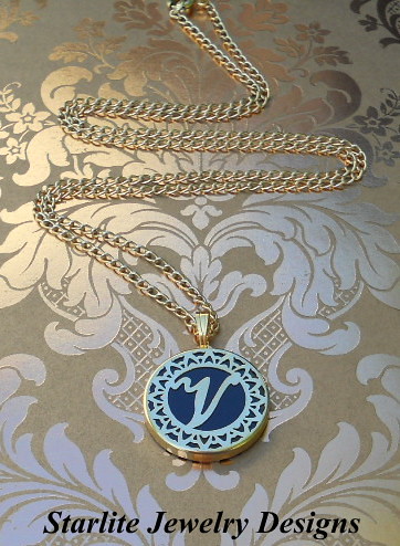 Pendants & Charms