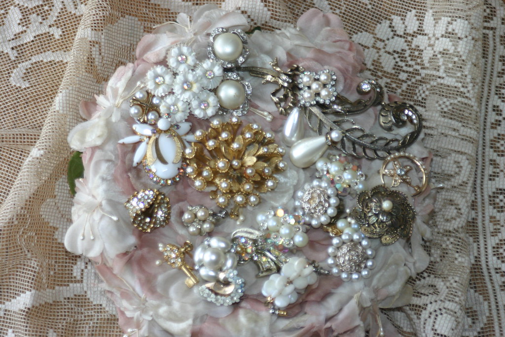 Vintage Jewelry